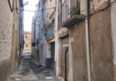 Дом с участком на продажу в городе Ulldecona Фото