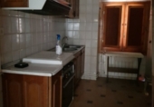 Отдельно стоящий дом с участком на продажу в городе La Solana. Фото