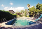 Отдельно стоящий дом с участком на продажу в городе Peñíscola. Фото