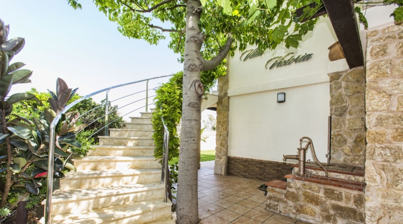 Аликанте - Denia - 1254m2