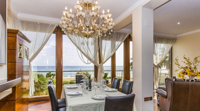 Аликанте - Denia - 1254m2