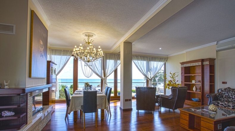 Аликанте - Denia - 1254m2