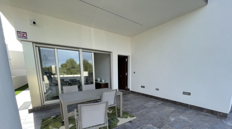 Alicante - La Zenia - 257m2
