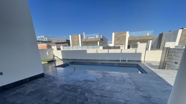 Alicante - La Zenia - 251m2