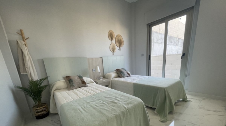 Alicante - La Zenia - 251m2