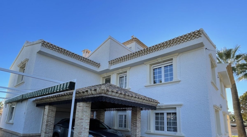 Alicante - La Zenia - 1445m2