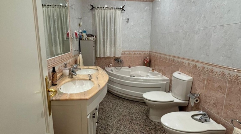 Sevilla - Alcalá de Guadaíra - 189m2