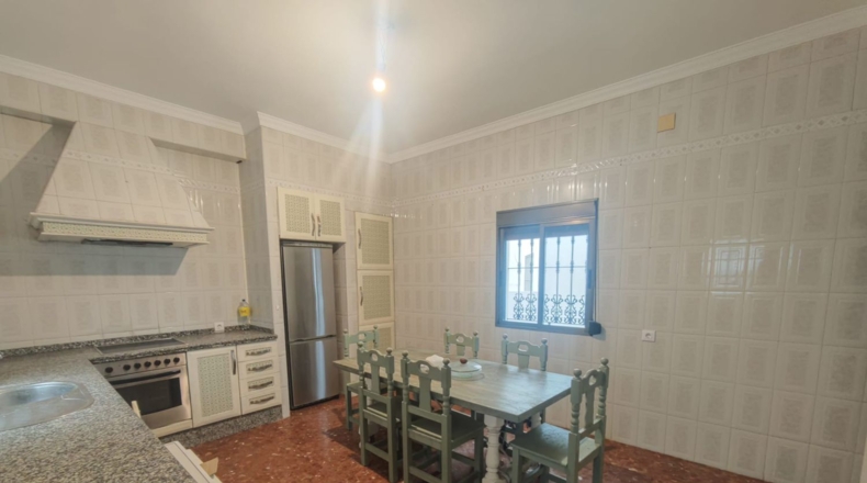 Sevilla - Alcalá de Guadaíra - 300m2