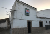 Дом с участком на продажу в городе La Cumbre. Фото