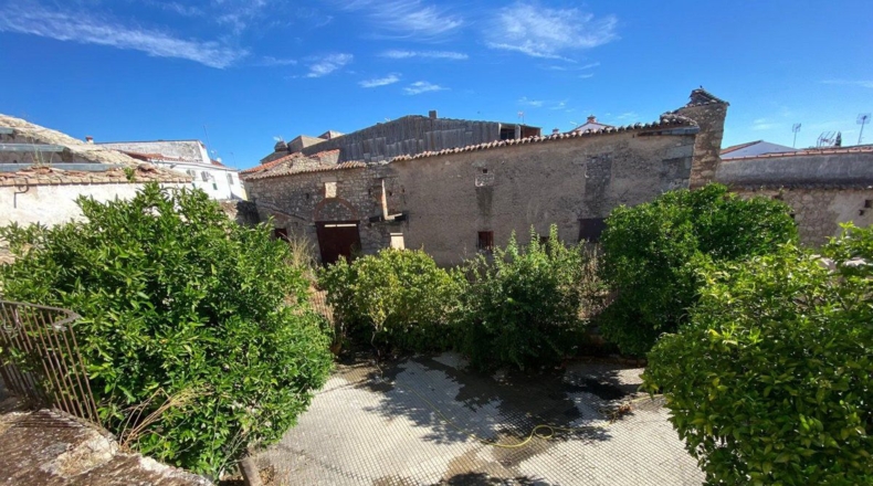 Cáceres - Trujillo - 700m2