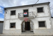 Casa de poble en venda a Santa Ana ref.: TR183834 foto