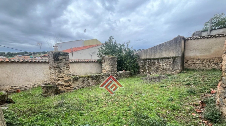 Caceres - Jaraicejo - 535m2