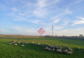 Отдельно стоящий дом с участком на продажу в городе Трухильо. Фото