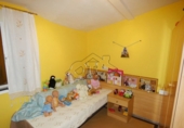 Дом с участком на продажу в городе Coreses. Фото