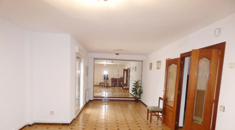 Мадрид - Alcalá de Henares - 300m2