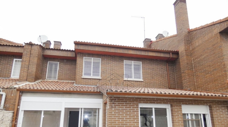 Мадрид - Alcalá de Henares - 300m2