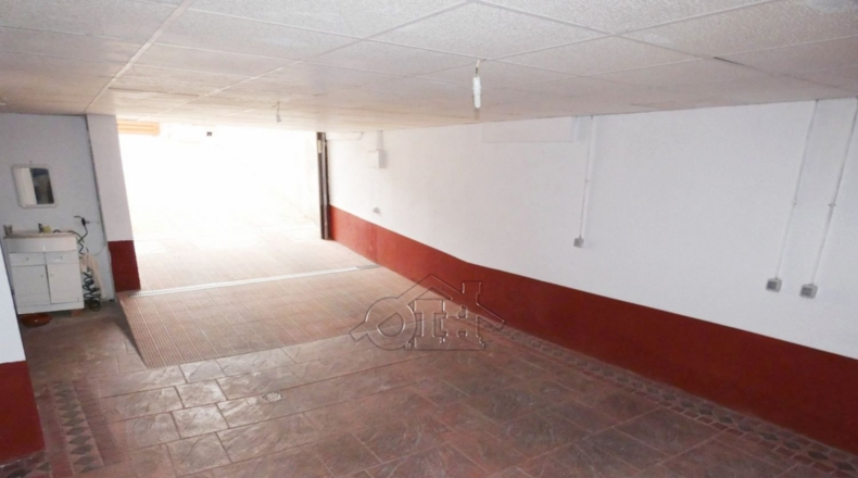 Мадрид - Alcalá de Henares - 300m2