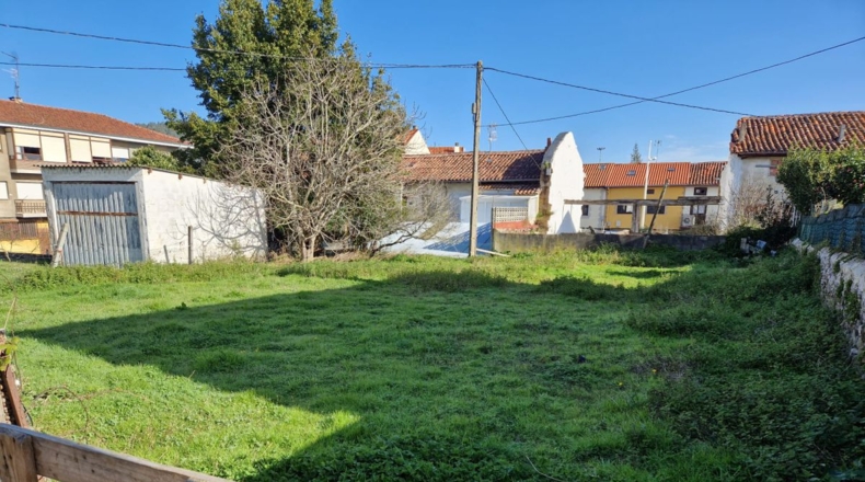 Cantabria - Barrio El Milagro - 738m2