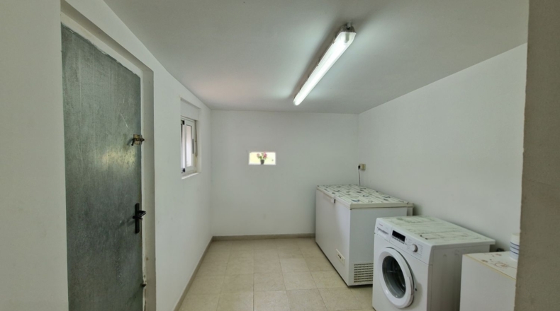 Cantabria - Torrelavega - 1000m2