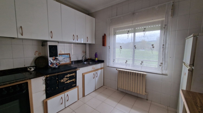 Кантабрия - Торрелавега - 25000m2