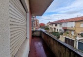 Casa de pueblo en venta en Torrelavega ref: TR360981 foto