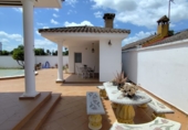 Xalet independent amb terreny en venda a Arcos de la Frontera ref.: TR201368 foto