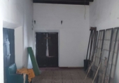 Отдельно стоящий дом с участком на продажу в городе Arcos de la Frontera. Фото