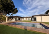Chalet independiente con terreno en venta en Borriol ref: TR235432 foto