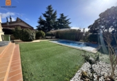 Chalet independiente con terreno en venta en El Escorial ref: TR382947 foto