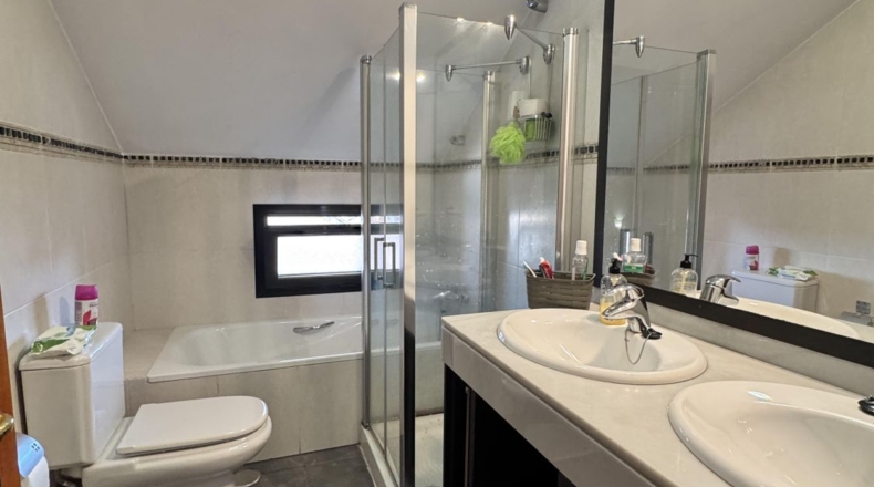 Community of Madrid - El Escorial - 510m2