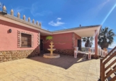 Casa de camp amb terreny en venda a Canillas de Aceituno ref.: TR36926 foto