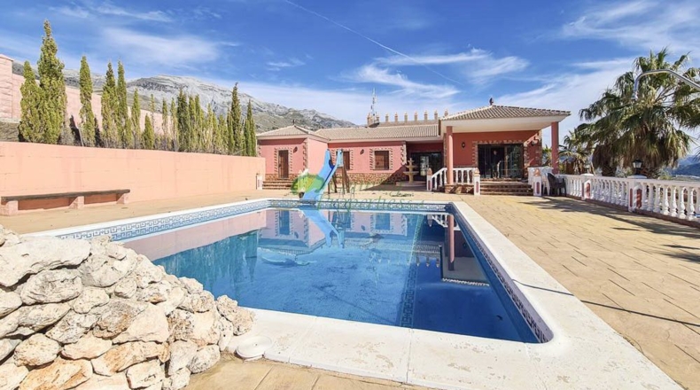 Málaga - Canillas de Aceituno - 6000m2