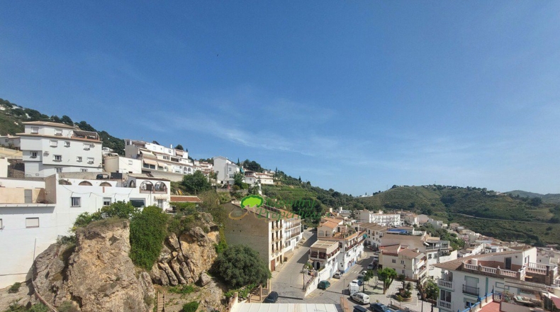Málaga - Cómpeta - 184m2