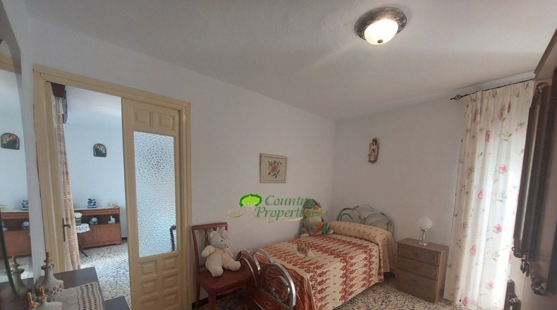 Málaga - Cómpeta - 184m2