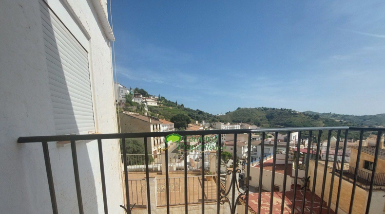 Málaga - Cómpeta - 184m2