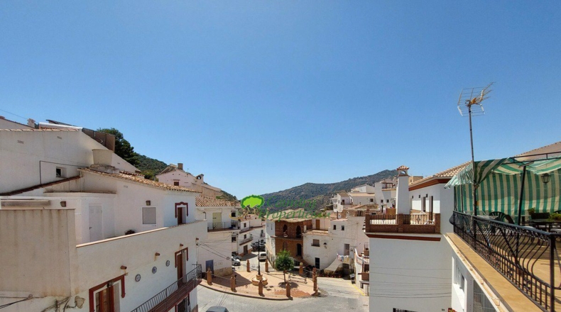 Málaga - Sayalonga - 238m2