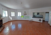 Casa de camp amb terreny en venda a Cómpeta ref.: TR61200 foto