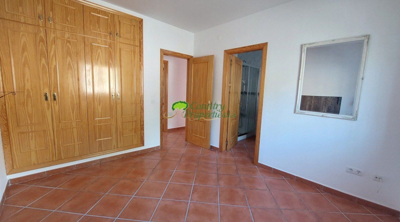 Málaga - Cómpeta - 3077m2