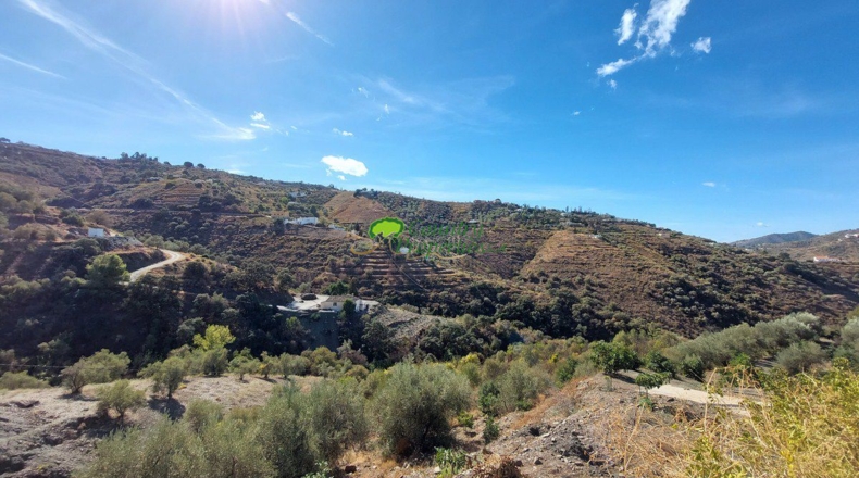 Málaga - Cómpeta - 3077m2