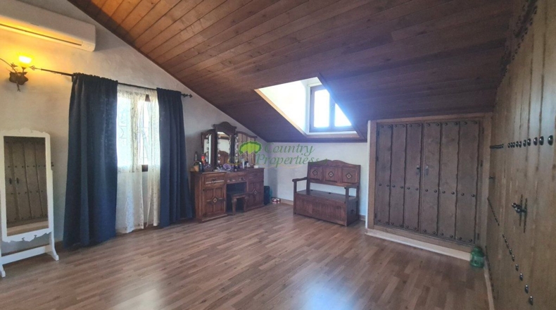 Malaga - Canillas de Albaida - 8800m2