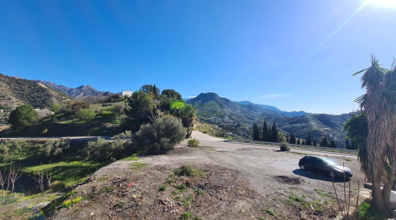 Málaga - Cómpeta - 2082m2