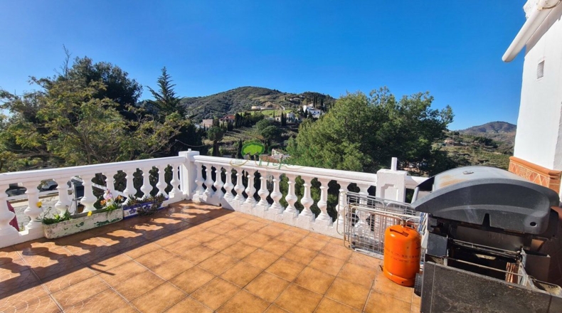 Málaga - Cómpeta - 2082m2