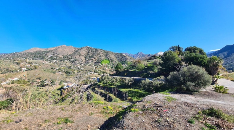 Málaga - Cómpeta - 2082m2