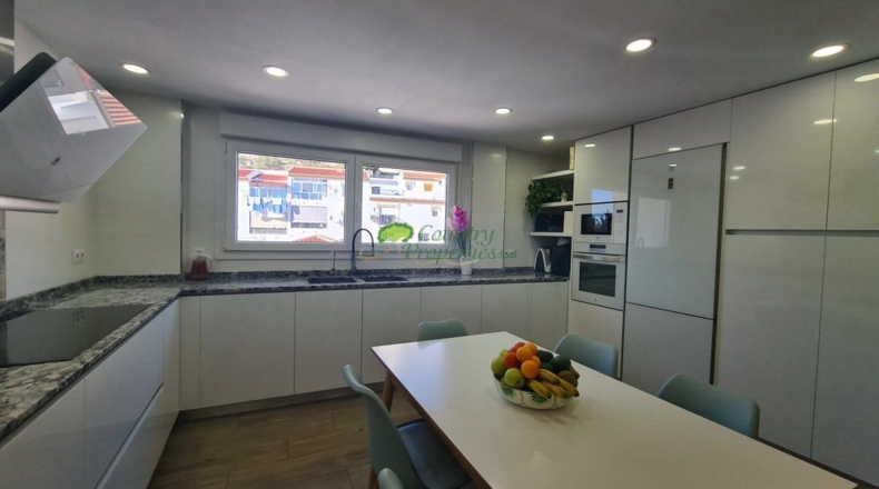 Málaga - Cómpeta - 330m2