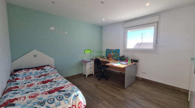 Málaga - Cómpeta - 330m2