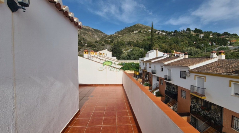 Málaga - Cómpeta - 284m2