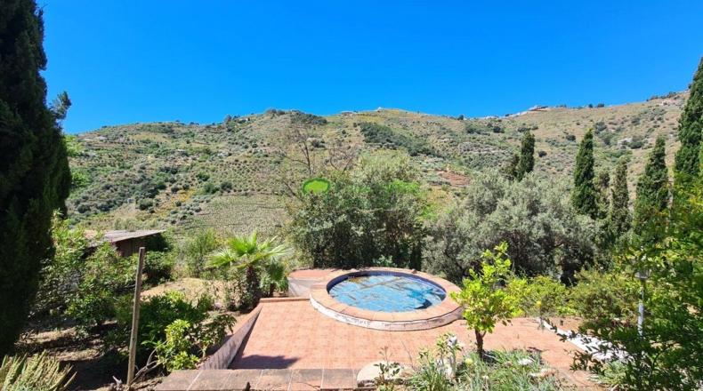 Málaga - Cómpeta - 6867m2