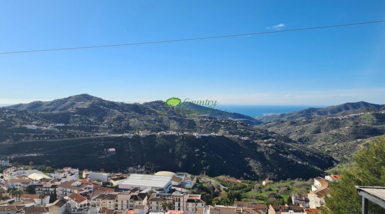 Málaga - Cómpeta - 1000m2