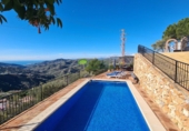 Casa de campo con terreno en venta en Cómpeta ref: TR375662 foto