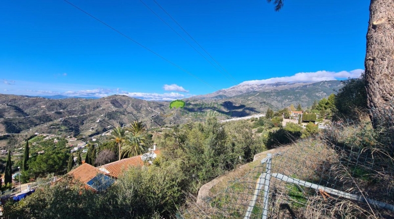 Málaga - Cómpeta - 1000m2